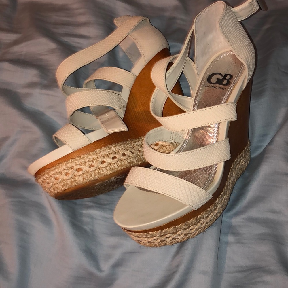 Gianni Bini wedged